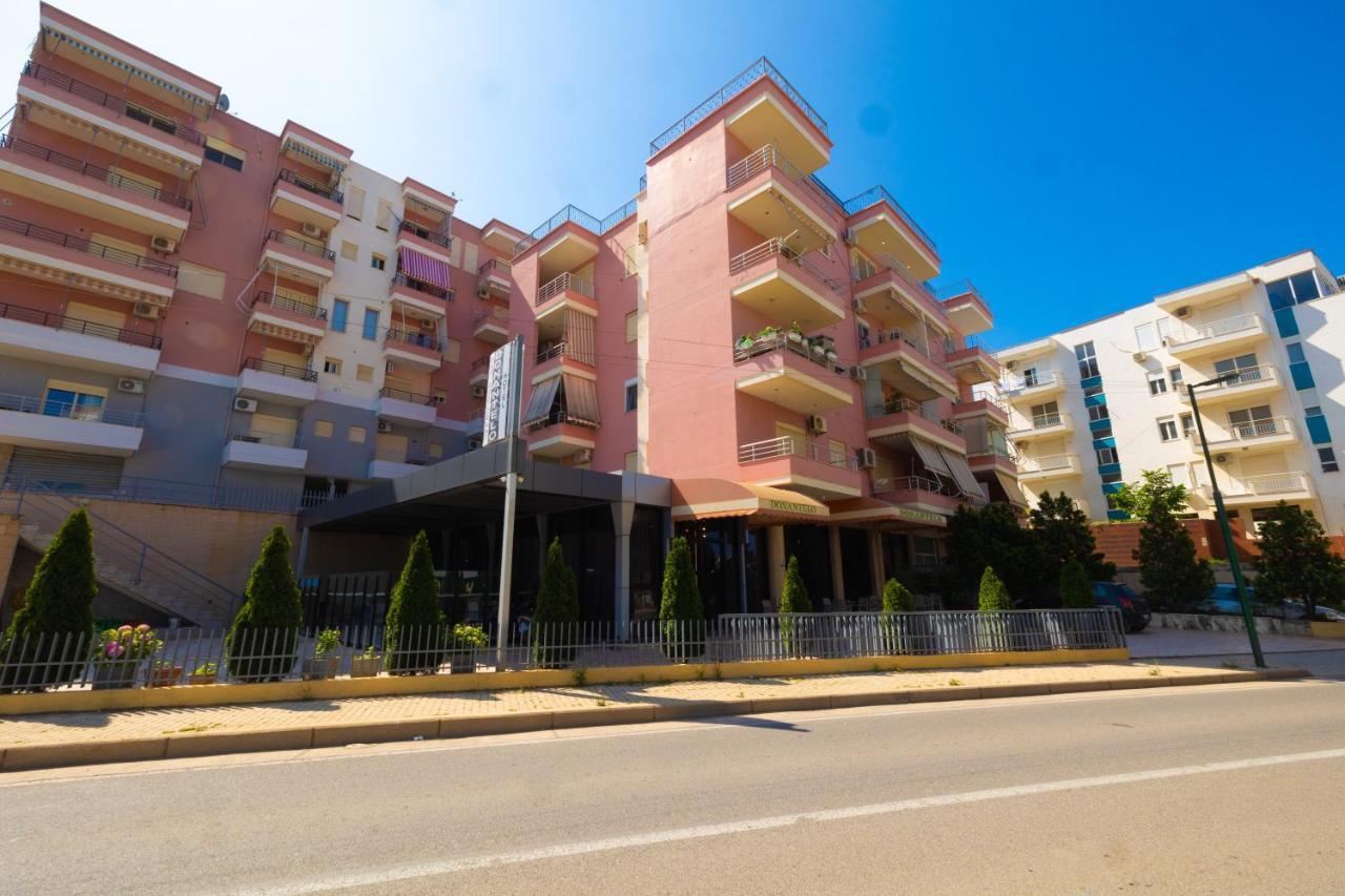 New Donantelo Hotel Vlorë Exteriör bild
